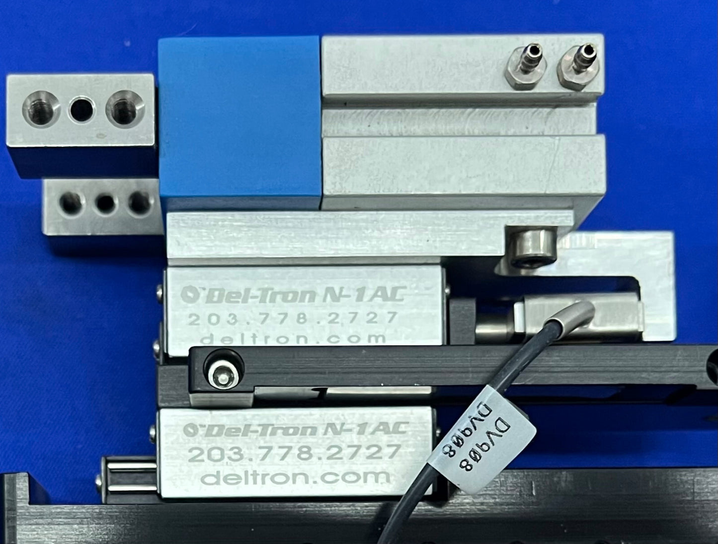 FESTO HGP-16-AB 197545 W2 PNEUMATISCHE LUCHTPARALLELLE GRIJPER &amp; AANTAL 2 DEL-TRON N-1AC