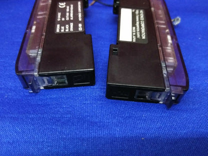 1 LOT QTY OF 2 - KEYENCE ES-M1  PROXIMITY SWITCH AMPLIFIER 4149350 & 5149995