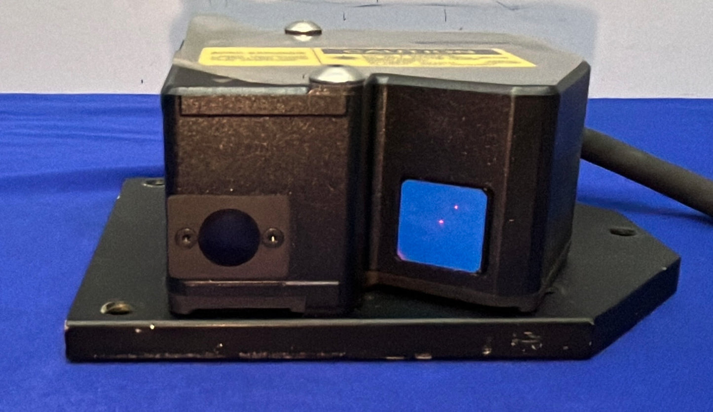 TÊTE DE CAPTEUR KEYENCE LK-H057 TYPE LARGE LASER CLASSE 2