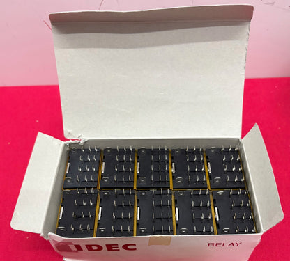 IDEC RH4B-UL DC24V CUBE RELAY - 1 PACKAGE OF QTY 10 RELAYS