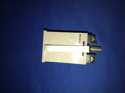 OMRON DIGITALER ZÄHLER MODELL H7EC-FBY