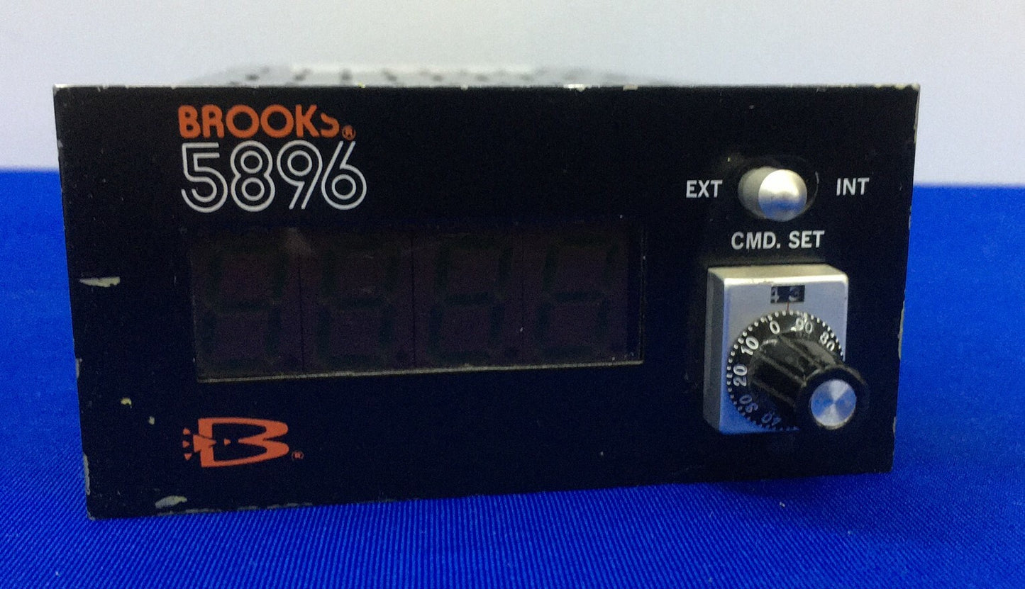 部品/修理用 BROOKS INSTRUMENT EMERSON 5896 ガス流量計