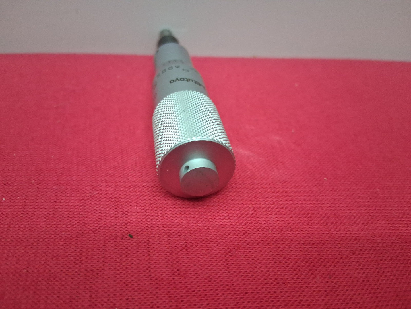 Mitutoyo 101-117 M225-1 Mechanical Outside Micrometer 1"-2" Range 0.001"