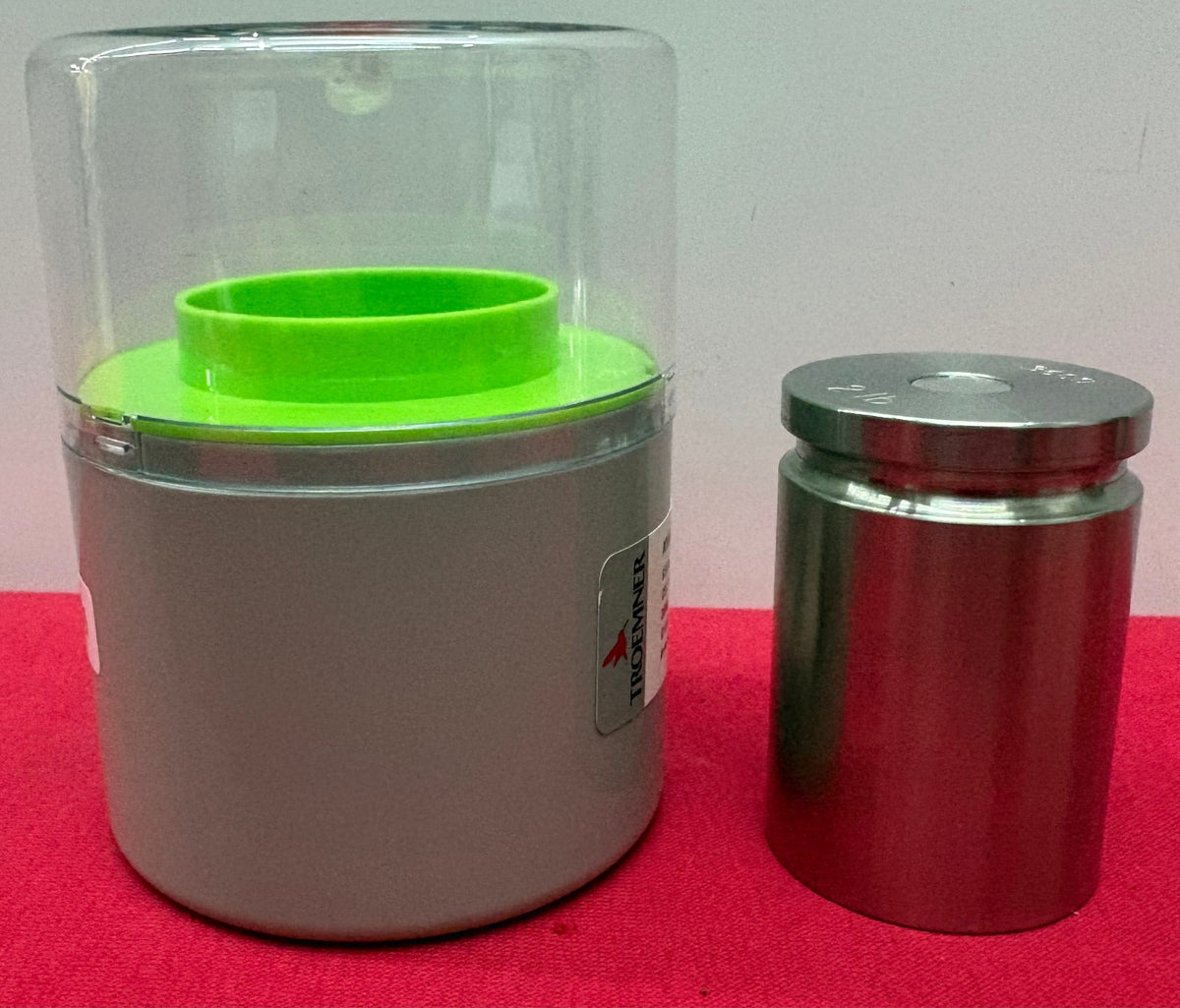 TROEMNER CL 5 2LB PRECISION CYLINDRICAL WEIGHT w/ CASE STAINLESS STEEL