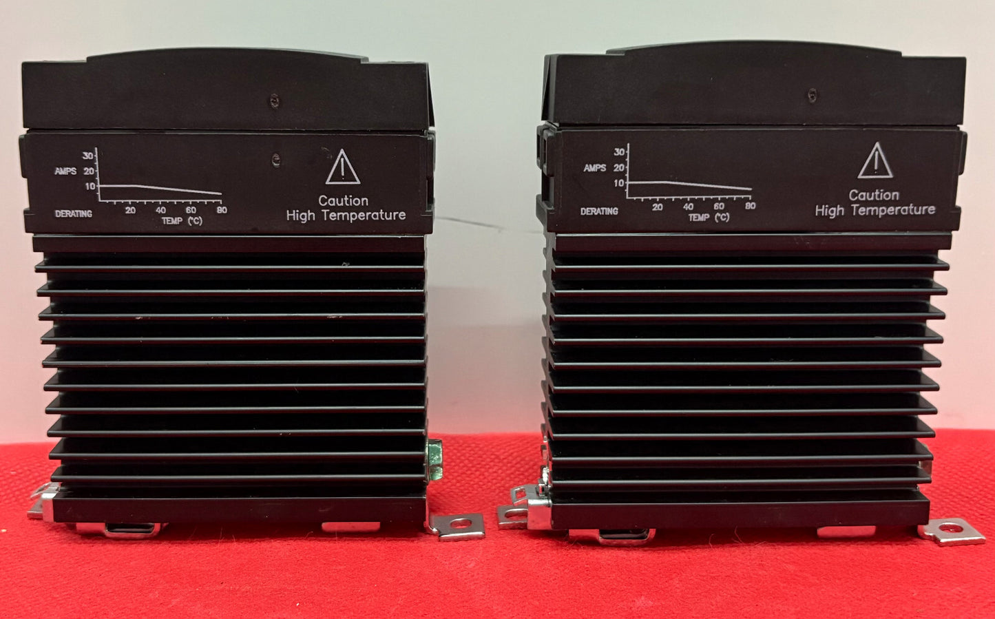 CRYDOM CKRD2410 ソリッドステートコンタクタ 240V 10A - 1 ロット数量 2