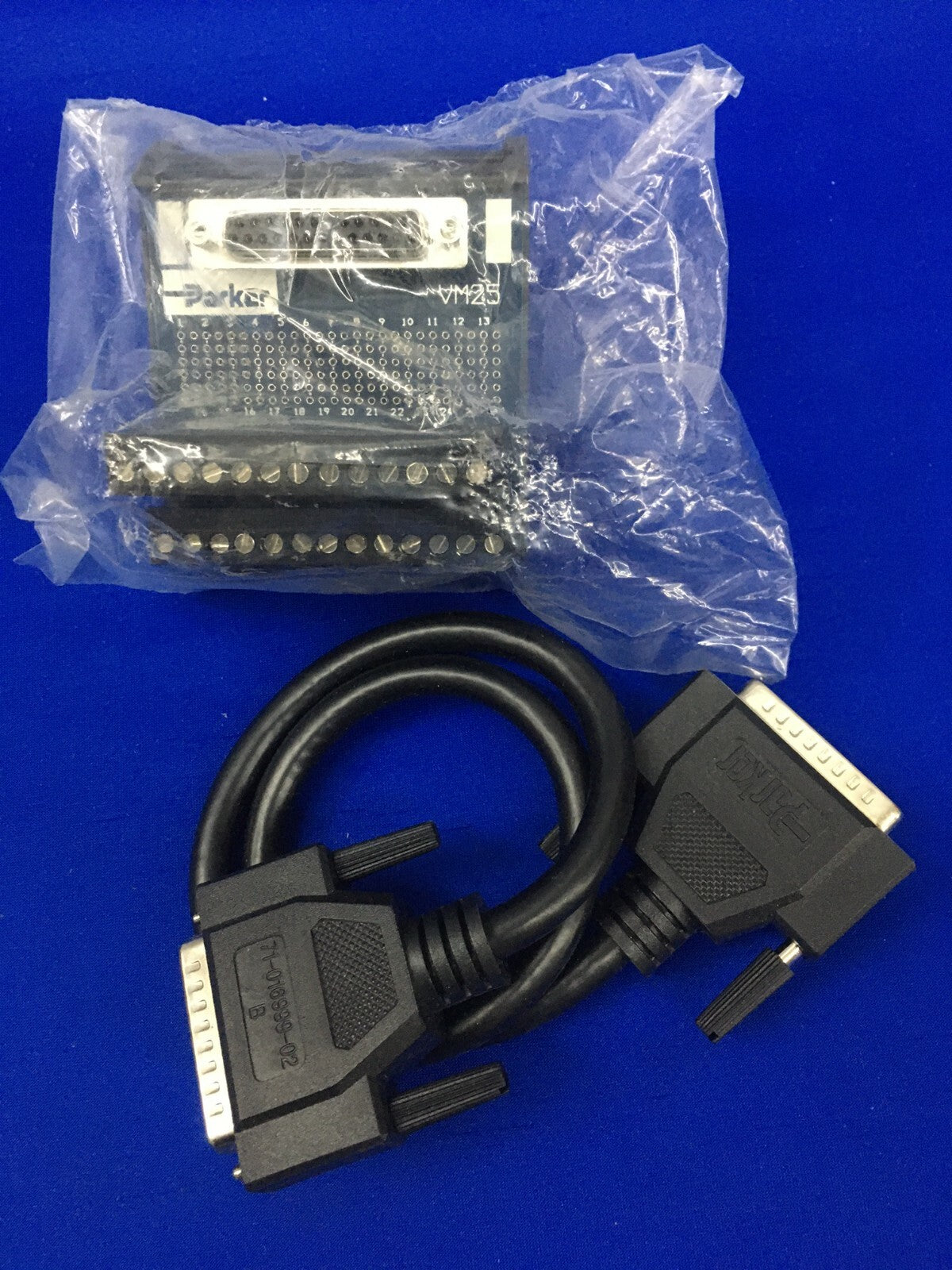 PARKER COMPUMOTOR VM25 AANSLUITBLOK 26-PINS AANSLUITBLOKMODULE &amp; KABEL 