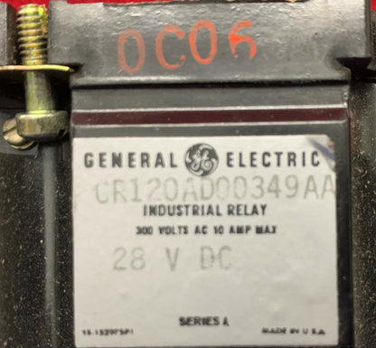 1 lote de 2 relés industriales GE General Electric CR120AD00349AA 28 V CC Serie A