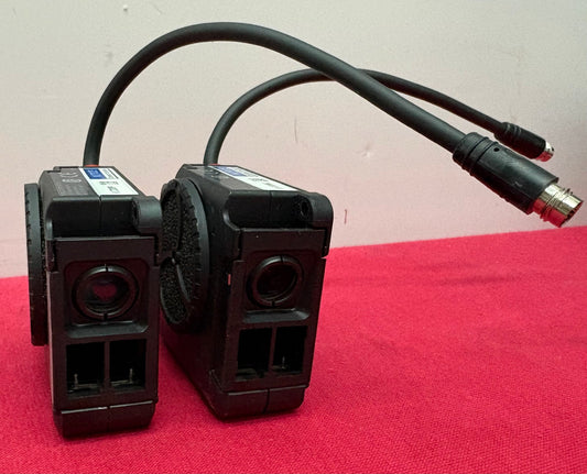 LOT OF 2 KEYENCE SJ-L005F COMPACT FAN STATIC ELIMINATOR IONIZER