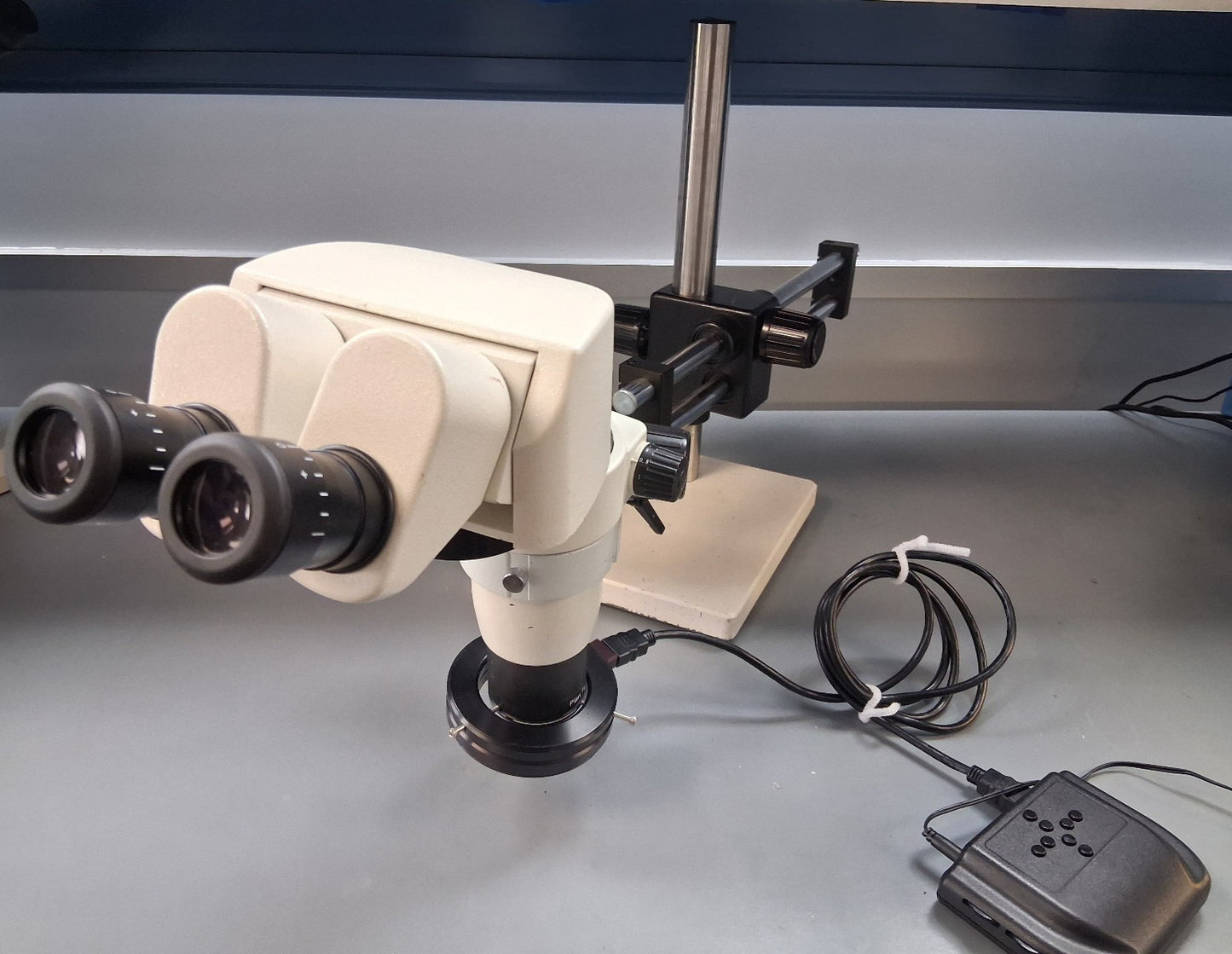 NYOPTICS INC ERGO SPZ MODULE 8-80X ERGONOMIC MICROSCOPE DUAL ARM BOOM STAND LED