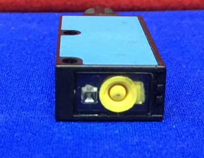 SICK WL9-2P431 / WL92P431 PHOTOELECTRIC RETRO-REFLECTIVE SENSOR