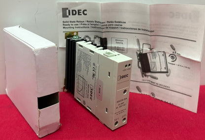 IDEC RSCDN-20A SINGLE PHASE 20AMP SOLID-STATE RELAY SSR ITEM IS NEW OPEN BOX