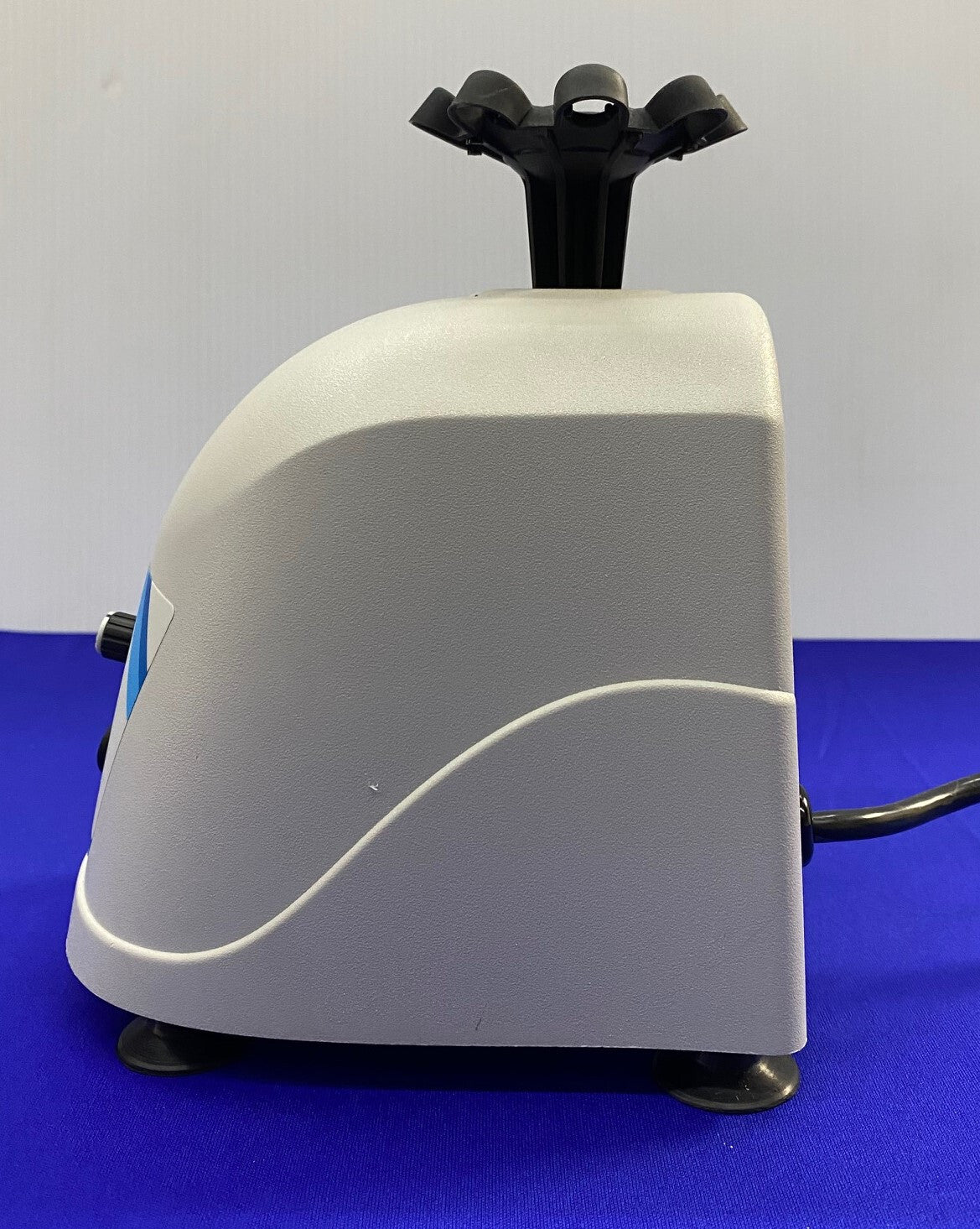 BENCHMARK SCIENTIFIC BV1000 VORTEX MIXER - BEACHTEN SIE DEN STIL DES MISCHKOPFES