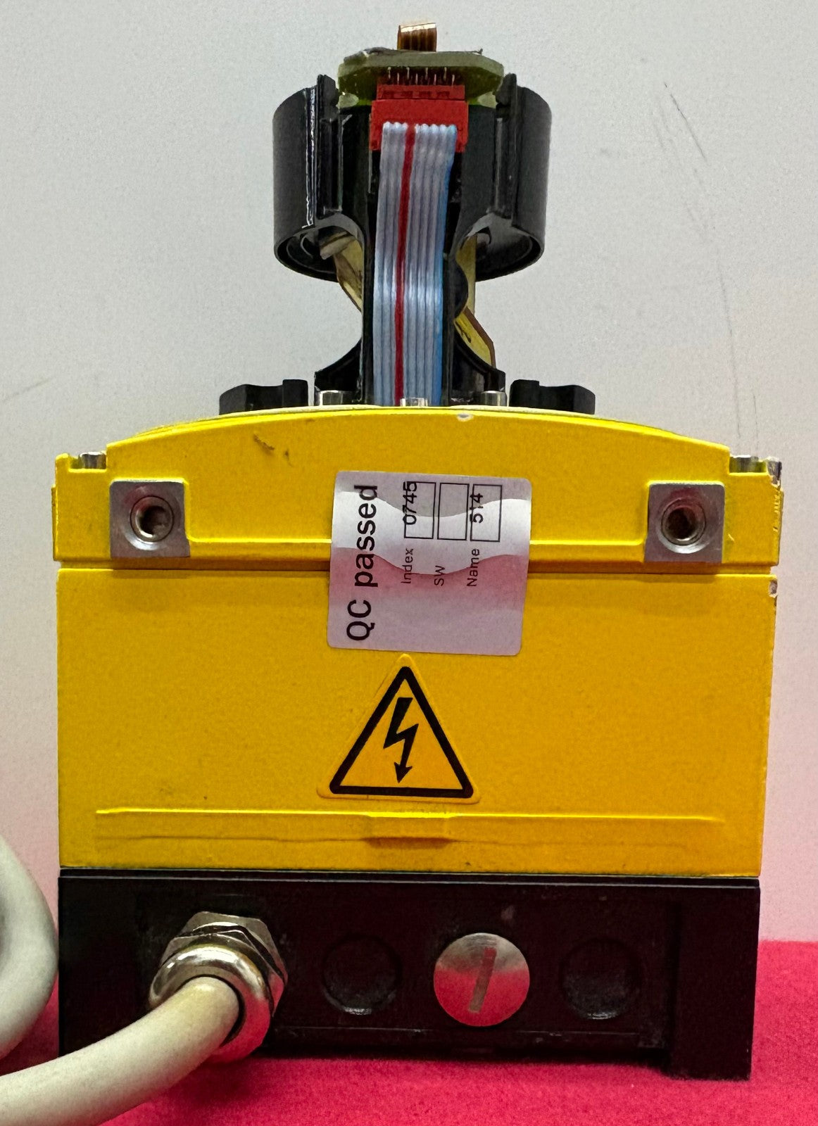 SICK S30B-2011BA SAFETY LASER SCANNER (MISSING COVER) ID# 1026820