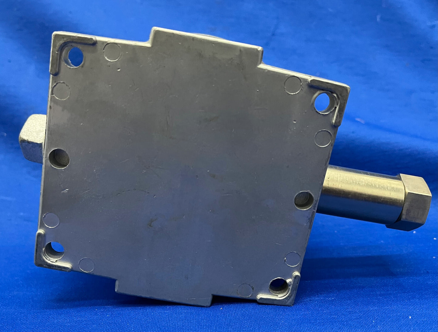 UE/UNITED ELECTRIC CONTROLS J119 MODELL 680 DRUCKREGELSCHALTER C1, G BCD CII