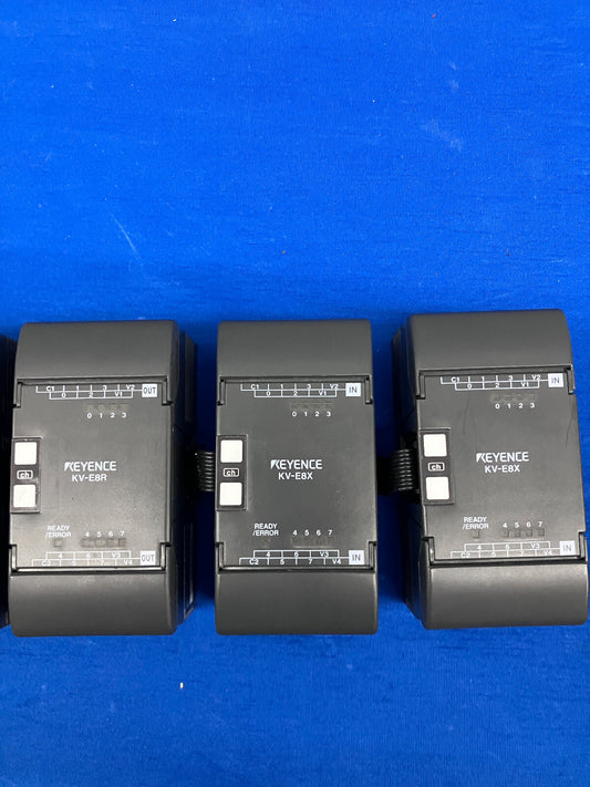 KEYENCE KV-4DR BASE UNIT, DC TYPE, WITH 2 MICRO PLC KV-E8X AND KV-E8A
