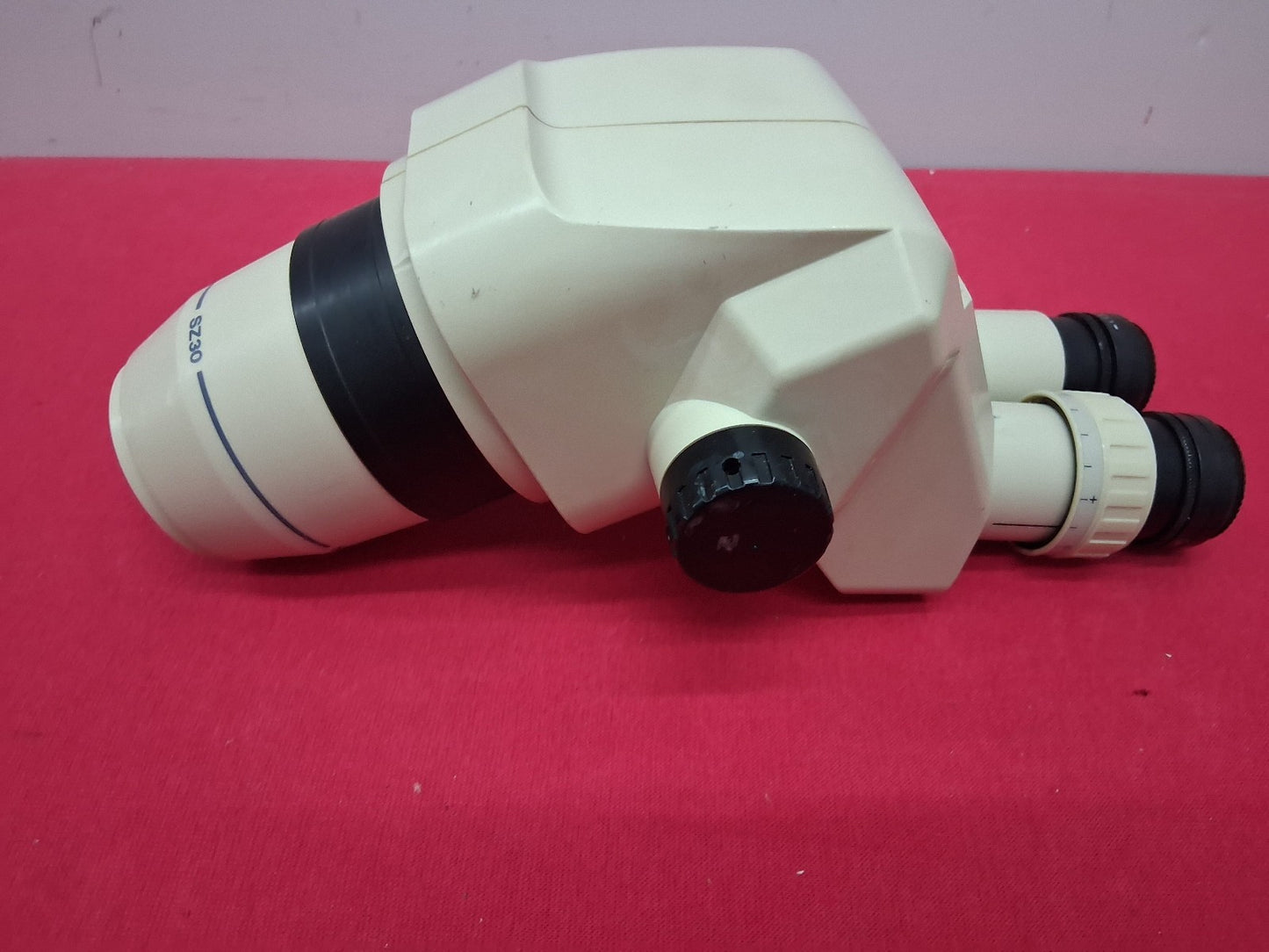 OLYMPUS SZ3060 9-40 X STEREO ZOOM MICROSCOPE HEAD WITH 10X EYEPIECES