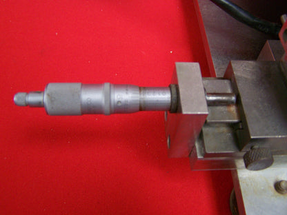 LEESON, A4C34DC7F, RECTIFICADORA DE PUNTAS DE PERFIL DE CATÉTER REFRIGERADA POR AGUA AJUSTABLE