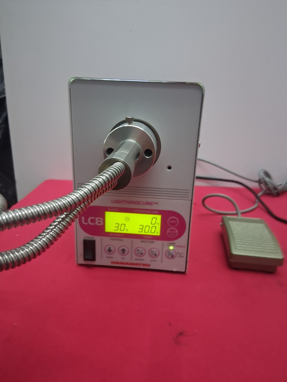 HAMAMATSU UV CURE LC8 L9588-01A-02 SPOT LIGHT SOURCE BIFURCATED WAND FOOT PEDAL