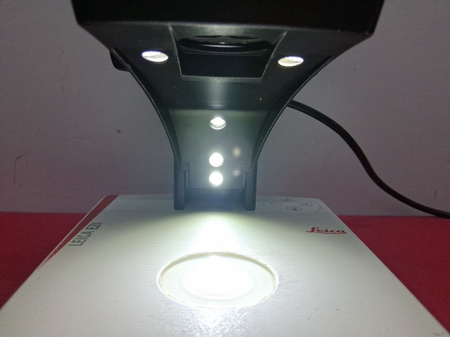LEICA EZ4 8-35X MAGNIFICATION STEREO MICROSCOPE TOP AND BOTTOM LED PARTS/ REPAIR