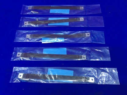 QTY 5 - NUOVA STAFFA DI MONTAGGIO PER INTERRUTTORE AUTOMATICO SMC BAF-05S / D8A34 STAFFE