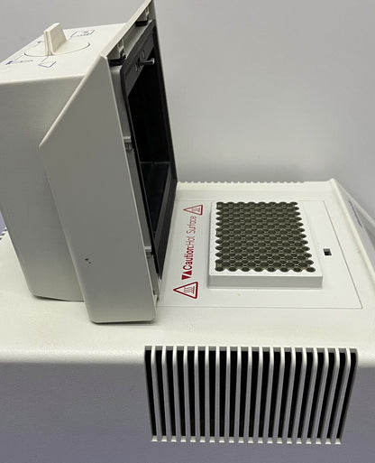 EPPENDORF 5333 MASTERCYCLER 115V THERMALCYCLER-EINHEIT, EINSCHALTET