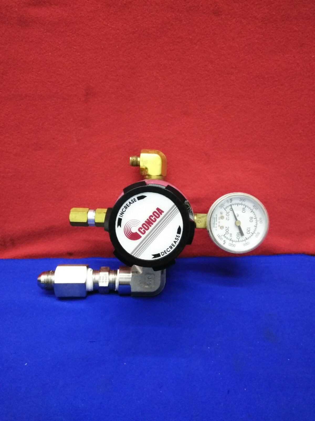 REGOLATORE CONCOA CON MANOMETRO 0-200 PSI 
