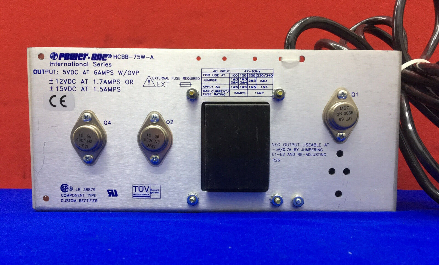 FUENTE DE ALIMENTACIÓN LINEAL POWER ONE HCBB-75-A