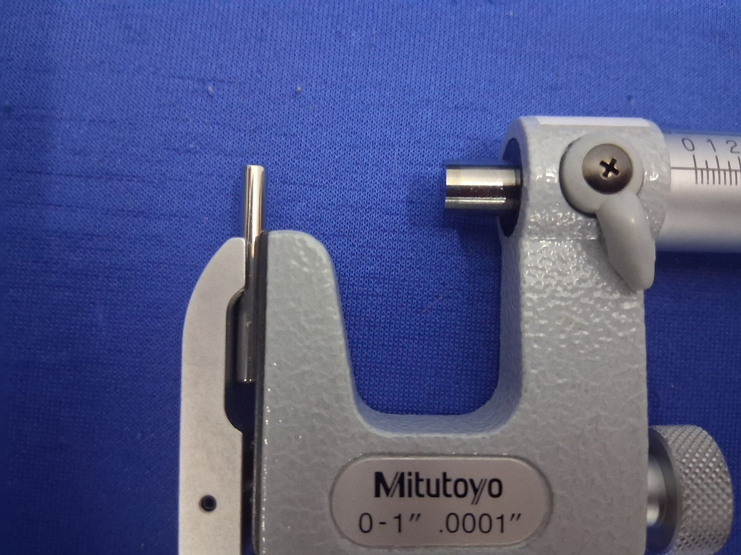 Mitutoyo 117-107 Uni-Mike Outside Micrometer 0-1" Mechanical W/ CASE ACM-1"V