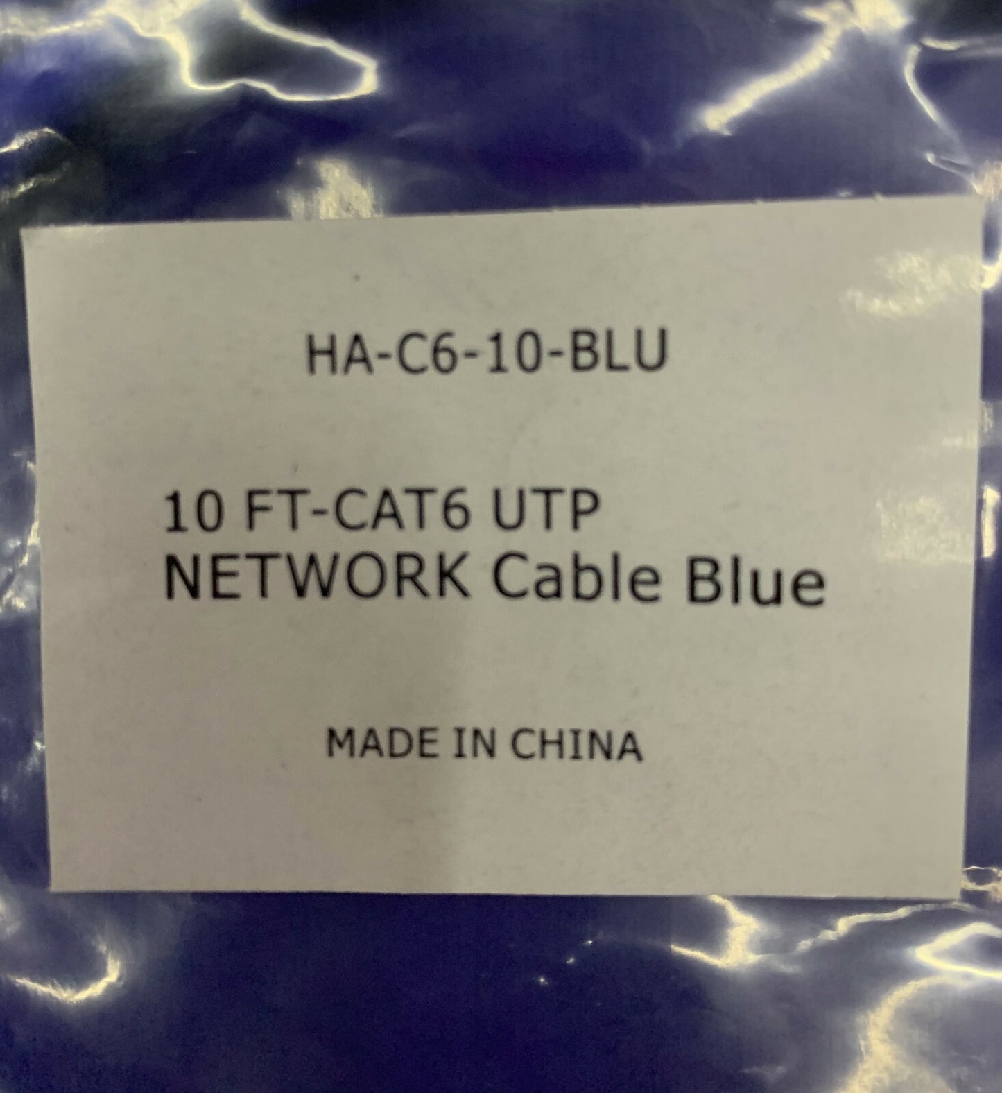 Lot de 20 câbles réseau bleus Cat52e/Cat6UTP - Voir l'annonce pour connaître les quantités et les modèles.