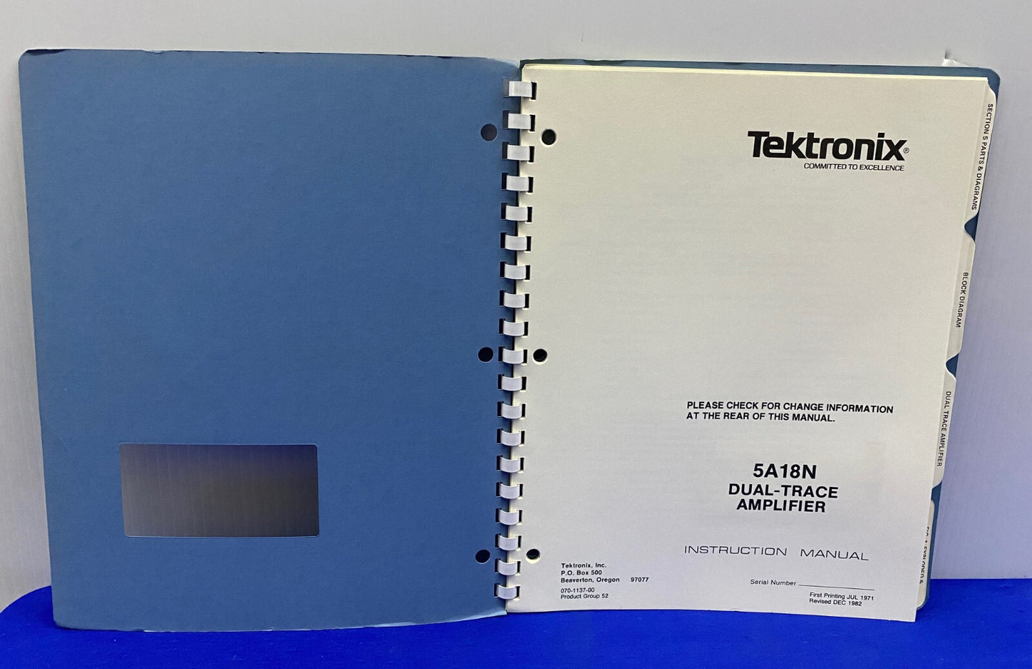 MANUEL D'INSTRUCTIONS DE L'AMPLIFICATEUR À DOUBLE TRACE TEKTRONIX ® 5A18N / 070-1137-00