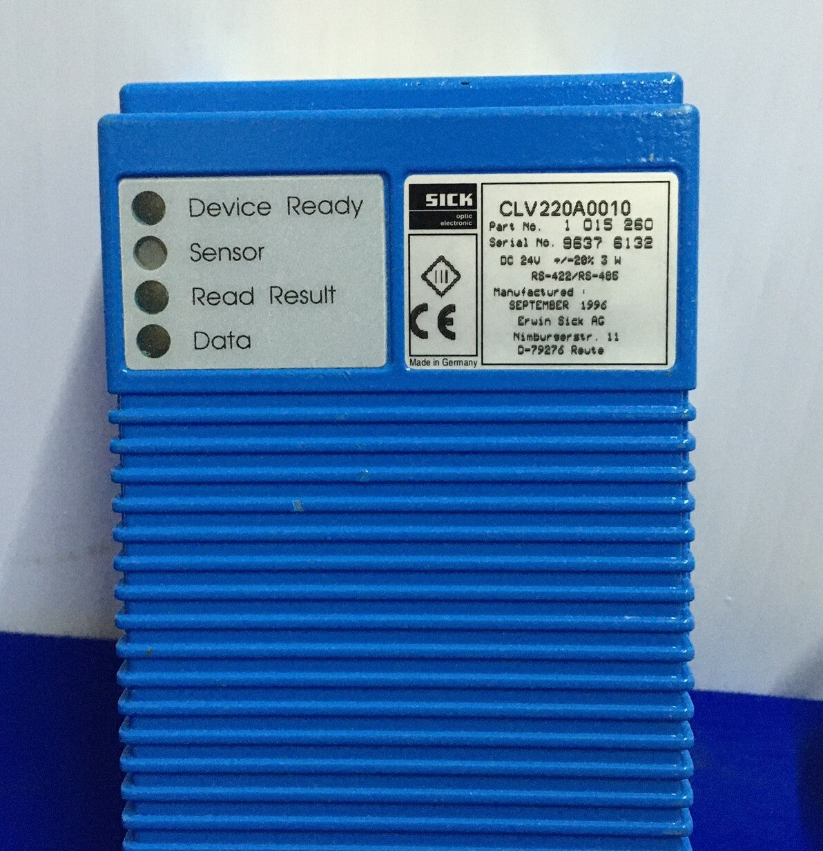 SICK CLV220A0010 / CLV-220-A0010 / 1 015 260 レーザーセンサー 15ピン オスコネクタ