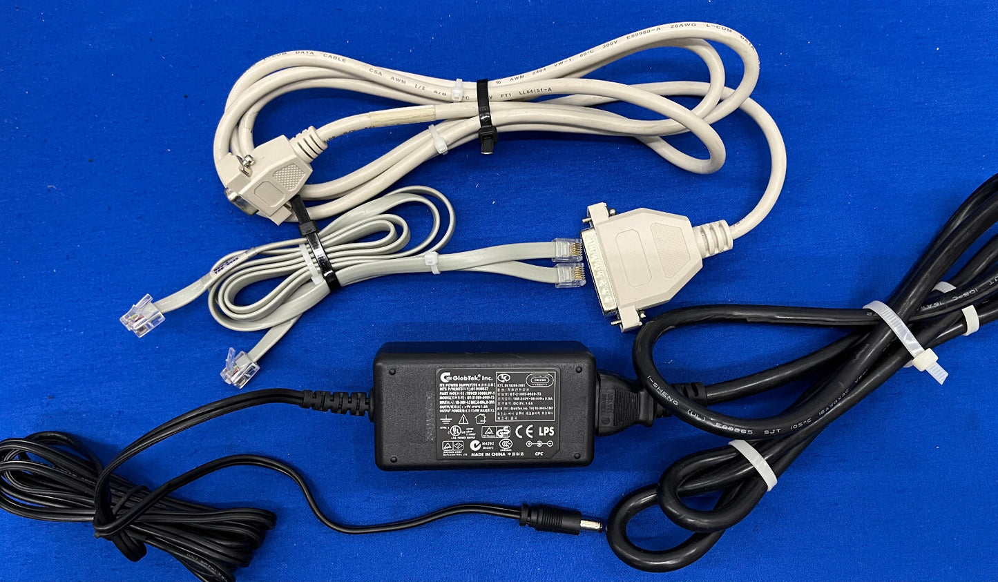 MULTI TECH SYSTEMS MT5634ZBA マルチモデム ZBA ケーブルと電源コード付き