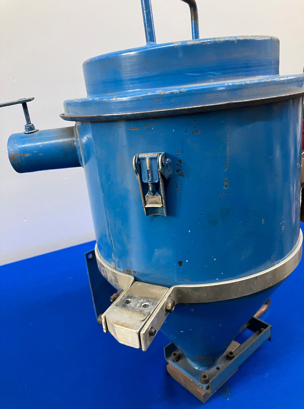 NOVATEC™ INC MD-TRÉMIE CAPACITÉ 15 #, ROUILLÉE SN 3-5901-0037