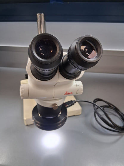 Leica S4E 6.3-30X Stereo Zoom Microscope with Boom Stand and LED Ring Light