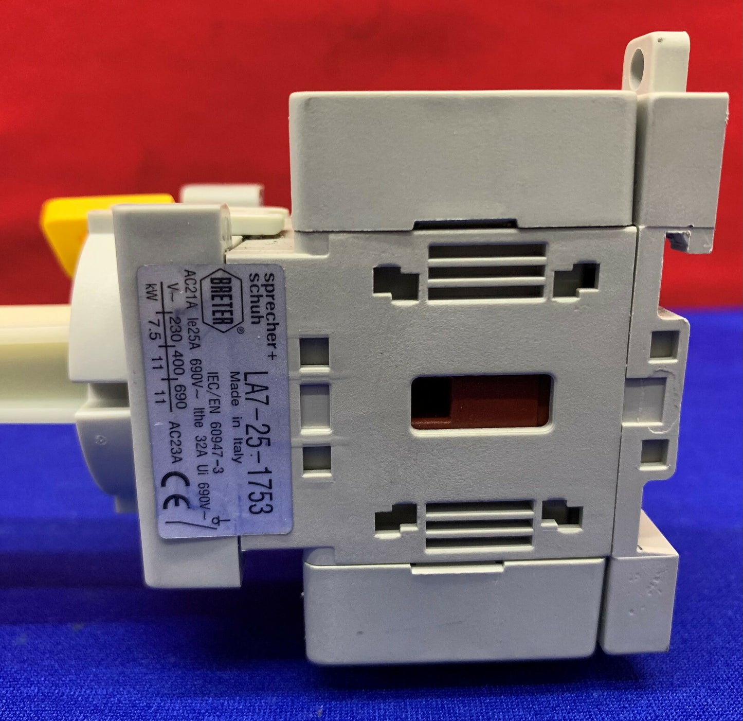 Sprecher Schuh LA7-25-1753 Disconnect Switch met zwarte AAN/UIT-schakelaar