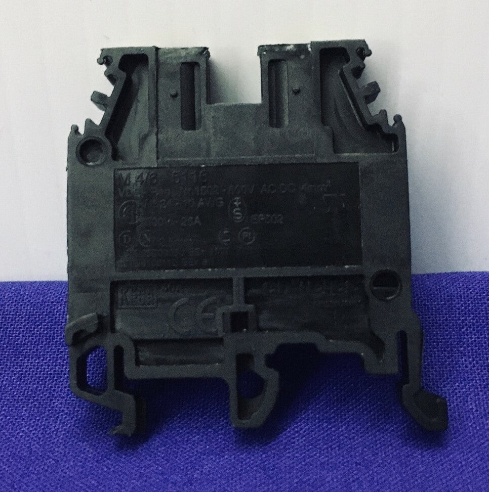 1 PACKAGE CONTAINING 28 ENTRELEC 0105031 14 010503114 0105031.14 TERMINAL BLOCKS