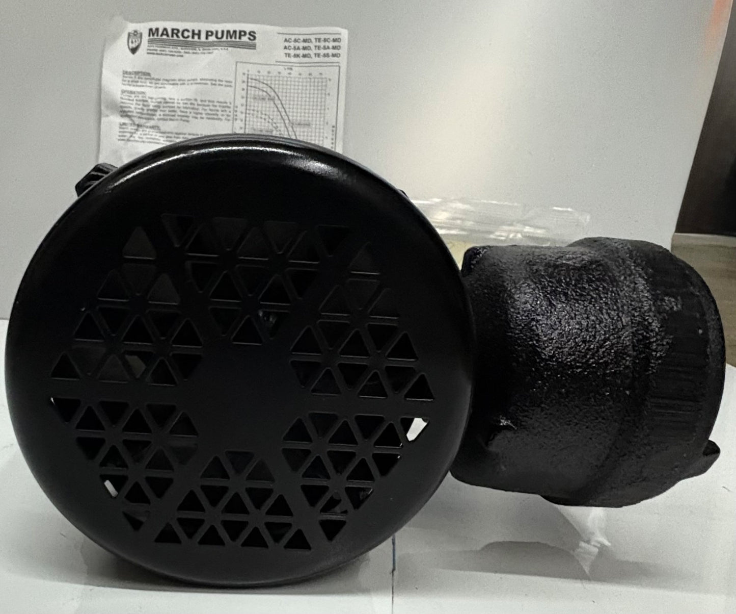 MARCH PUMPS TE-5C-MD 1 PH SN 391532 XP 0150-0026-0400 W/ BALDOR MOTOR CC-550712