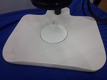 LEICA S4E STEREO ZOOM MICROSCOPE 6.3 -30 X MAGNIFICATION WITH STAND & LED LIGHT