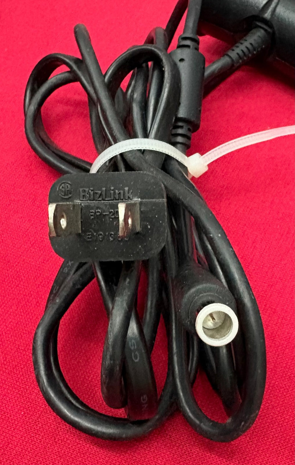 DELL FA90PS0-00 GX808 LAPTOP AC CHARGER POWER ADAPTER - 1 LOT QTY 2