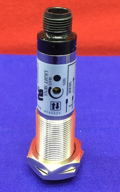 CAPTEUR DE PROXIMITÉ PHOTOÉLECTRIQUE SICK VT180-N440 / 6008794 