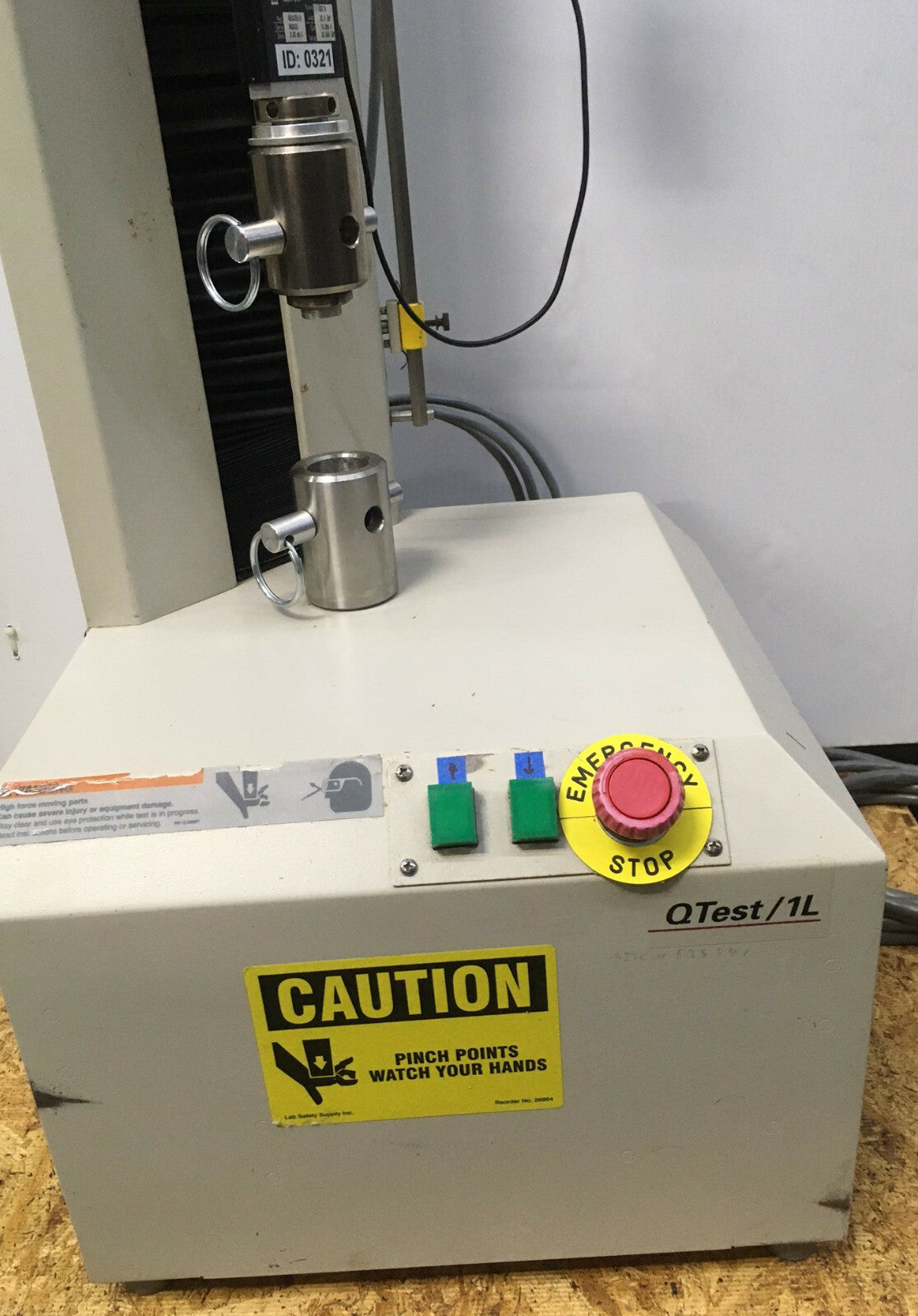 PIÈCES/RÉPARATION - MTS QTEST/1L BÂTI DE TEST QTEST 1L SYSTÈME DE TEST DE TIRAGE 110 VCA 8 A 