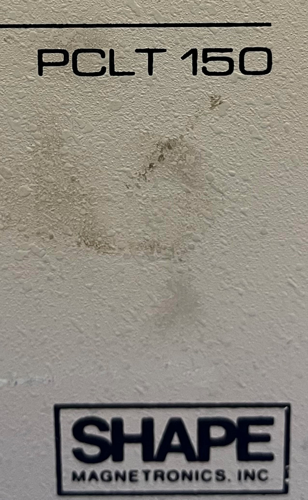 LINETAMER PCLT 150 パワーラインコンディショナー 150VA 60HZ IN 120 OUT 120