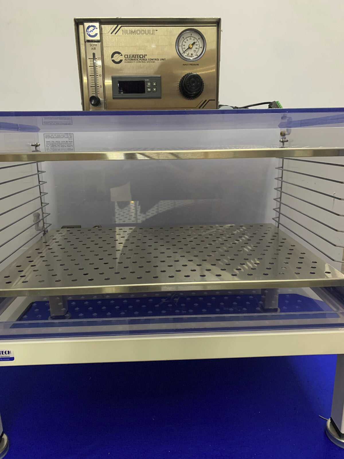 CLEATECH HUMODULE DESSICATEUR D'HUMIDITÉ À CONTRÔLE AUTOMATIQUE DE PURGE AVEC ARMOIRE/SUPPORT