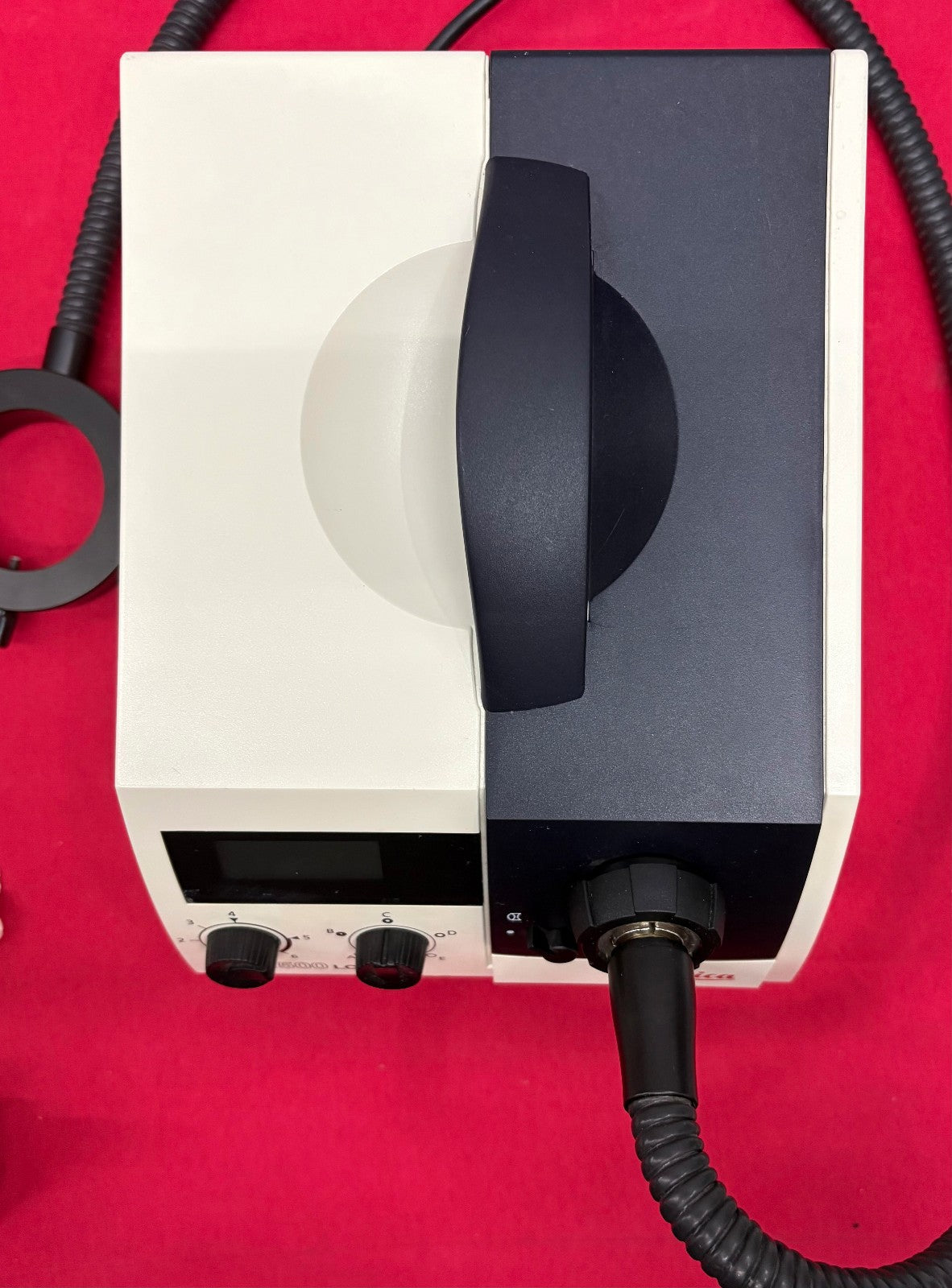 SCHOTT LEICA KL 1500 LCD LIGHT SOURCE ILLUMINATOR w/ NO BRAND RING-LIGHT