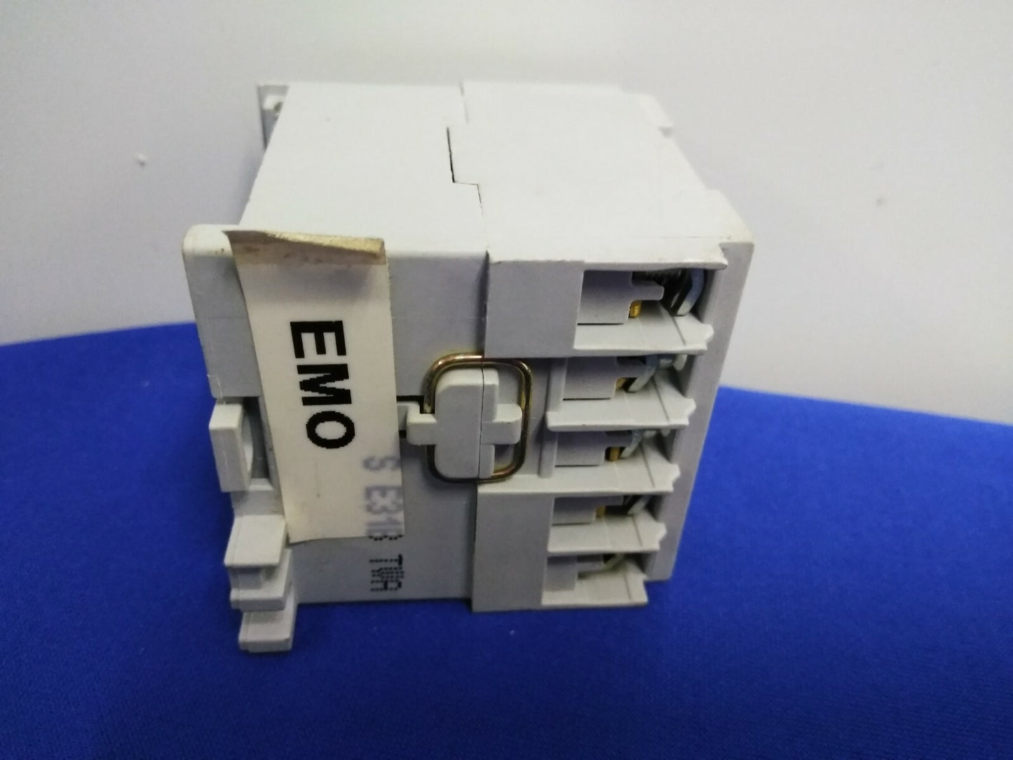 ALLEN BRADLEY / AB / ALLEN-BRADLEY MB310 / 700DC-MB310* SER A RELAIS 