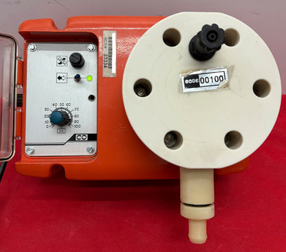 CO METERING DIAPHRAGM & CHECK VALVES SOLENOID PUMP - FOR PARTS/REPAIR