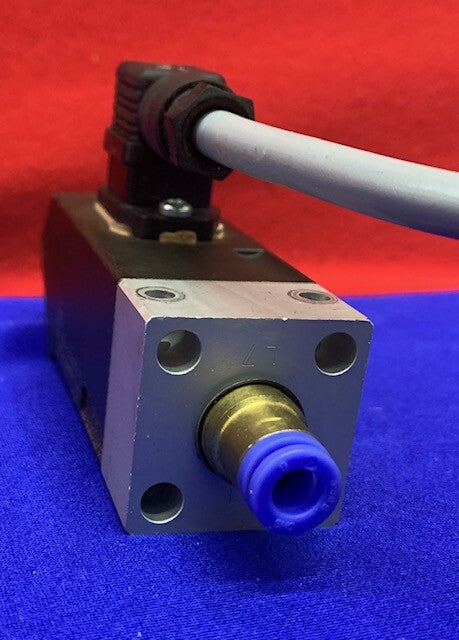 SUCO 0177-46714 - -001 VALVE / ELECTRONIC PRESSURE SWITCH