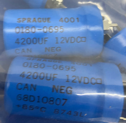 CONDENSADOR SPRAGUE 4001, HP 0180-0695, 4200UF 12VCD CAN NEG, 68D10807 LOTE DE 4