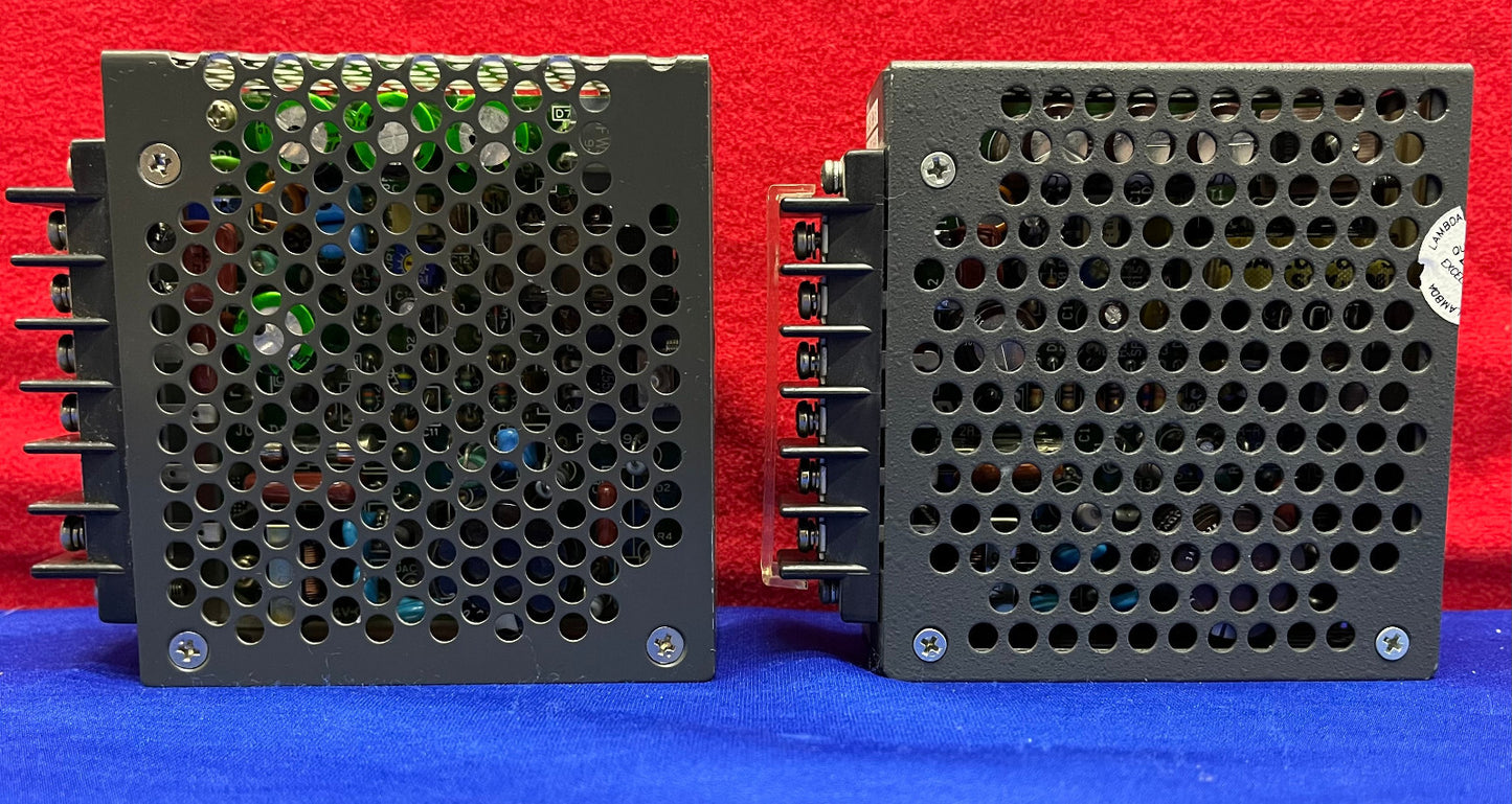 1 LOT HOEVEELHEID VAN 2 - LAMBDA LUS-8A-5 VOEDING