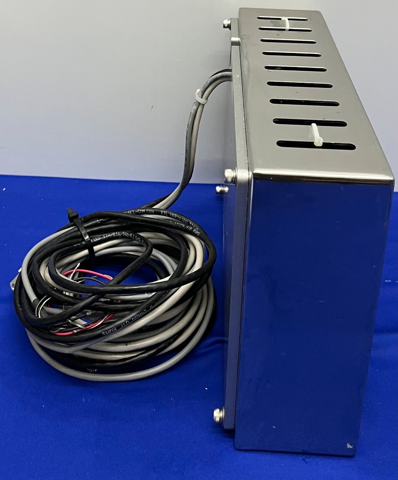 Allen Bradley AB PANELVIEW C600 2711C-T6C SER C mit GEHÄUSE – TEILE/REPARATUR